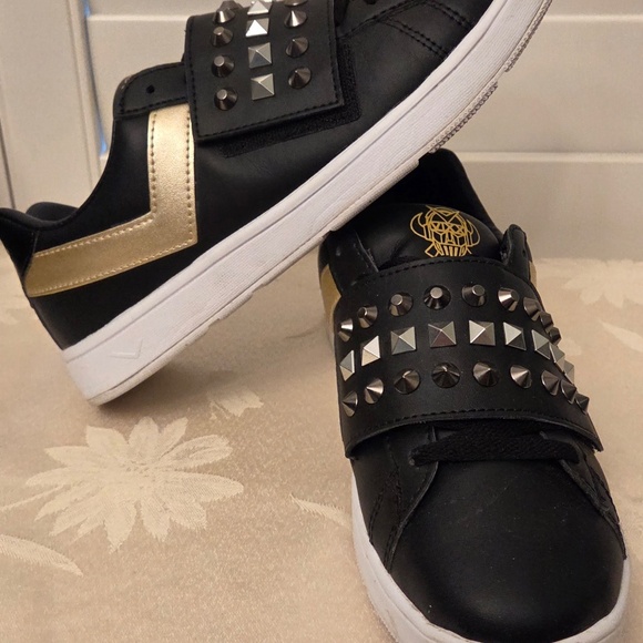 VIXX PONY "Liberty" Limited Edition SUPER HERO Black Sneakers 'RARE' KPOP - Picture 11 of 15